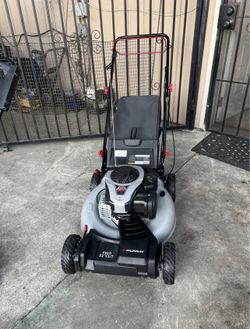 Murray 22 in. 140 cc Briggs & Stratton Walk Behind Gas Self-Propelled Lawn Mower with Front Wheel Dr