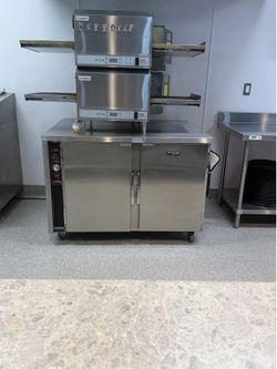 Commercial oven