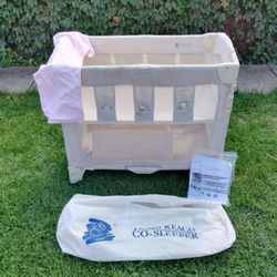 Arm's Reach Co-Sleeper Bassinet 