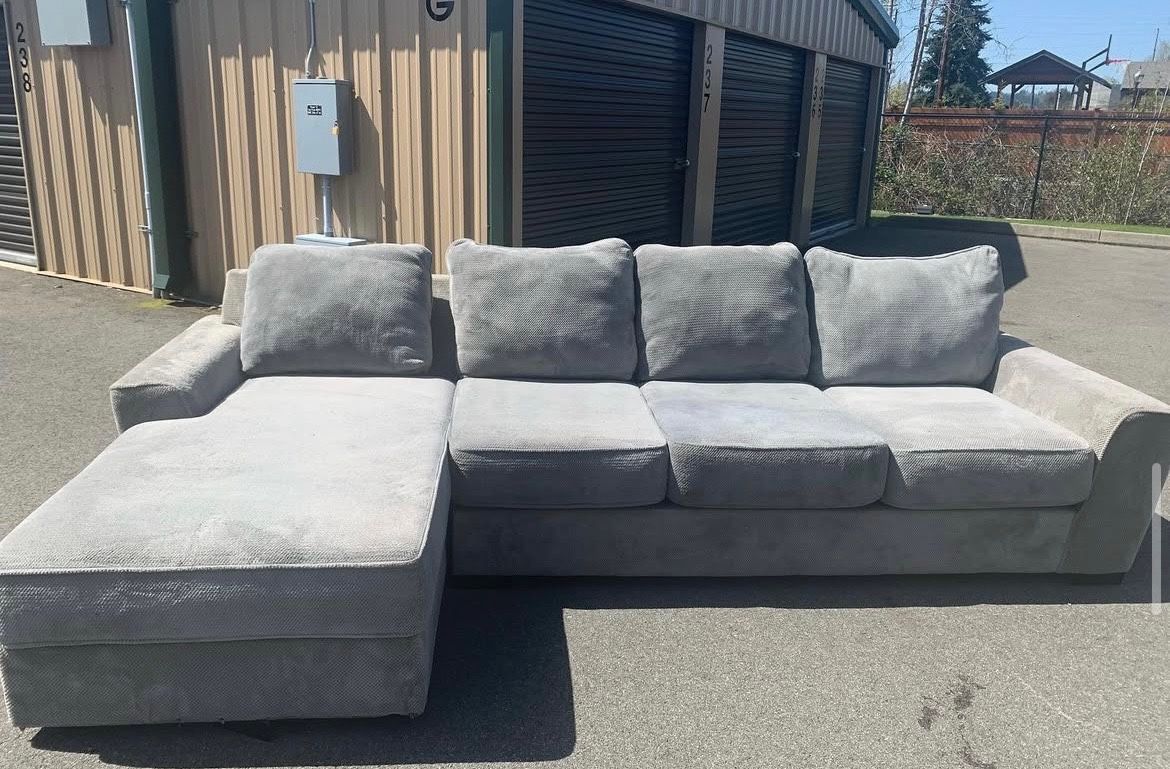 Sectional Couch 