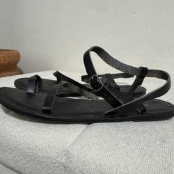 Gladiator Style Women’s Sandals (black)- Size 8
