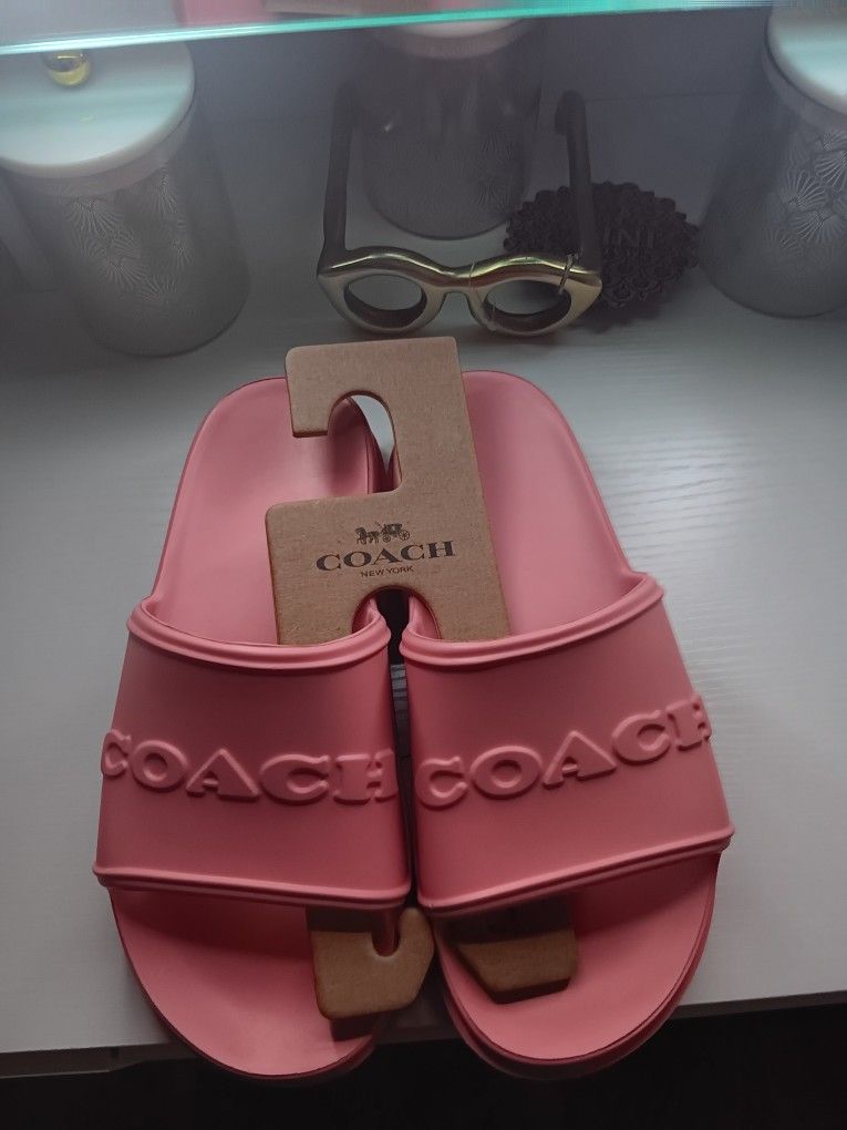 Jac Slide - COACH Pink Sandles 