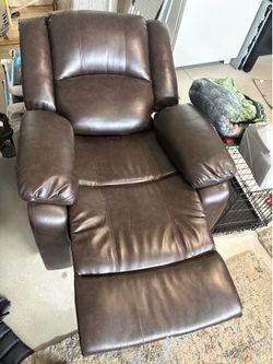 Oversized recliner