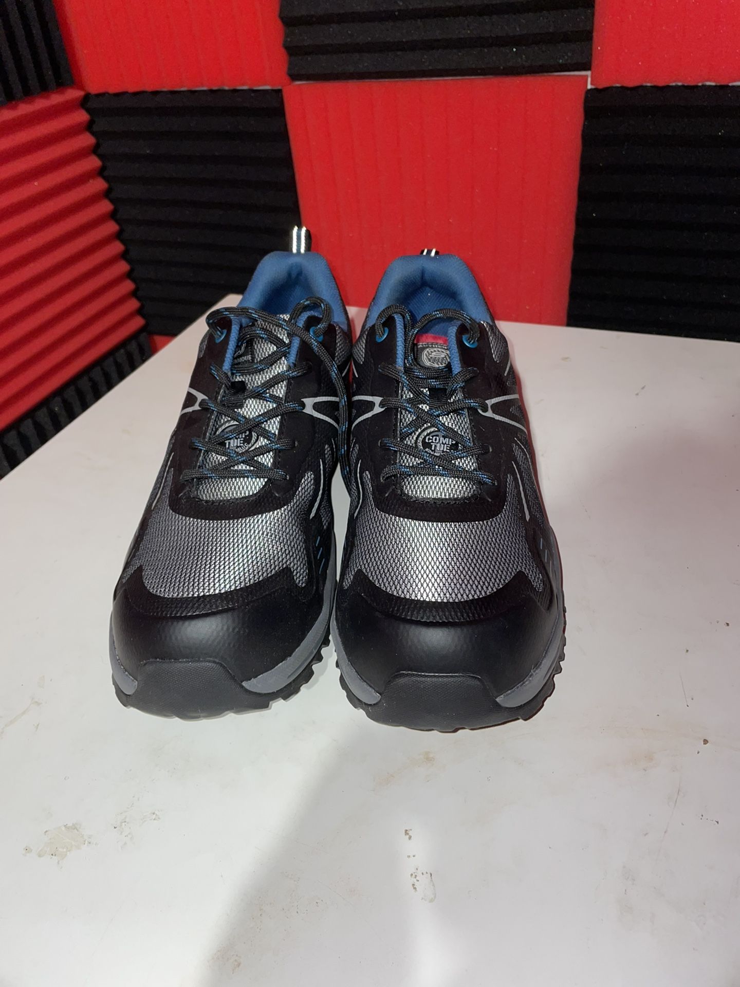Skechers Slip Resistant Memory Foam Comp Toe Size 12