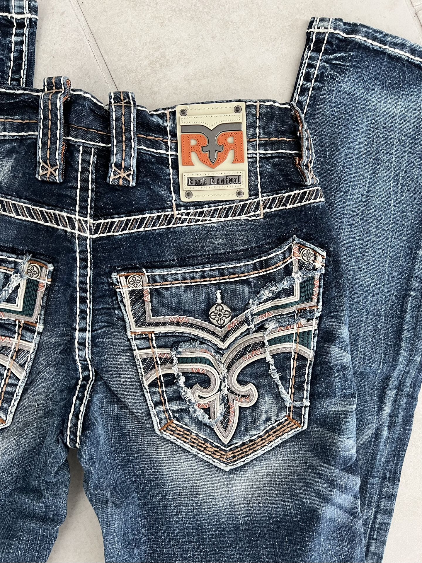 Men’s Size 30x32 Rock Revival Jeans Straight Fit