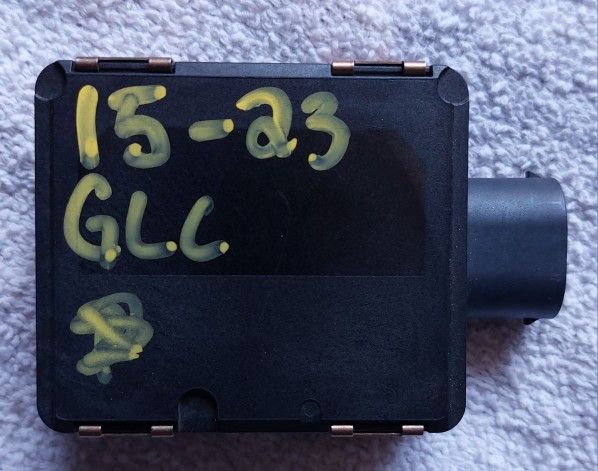 2015 2016 2017 2018 2019 2020 2021 MERCEDES BENZ GLC300 FRONT RADAR SENSOR