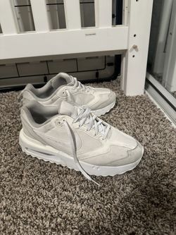 Mens white nike