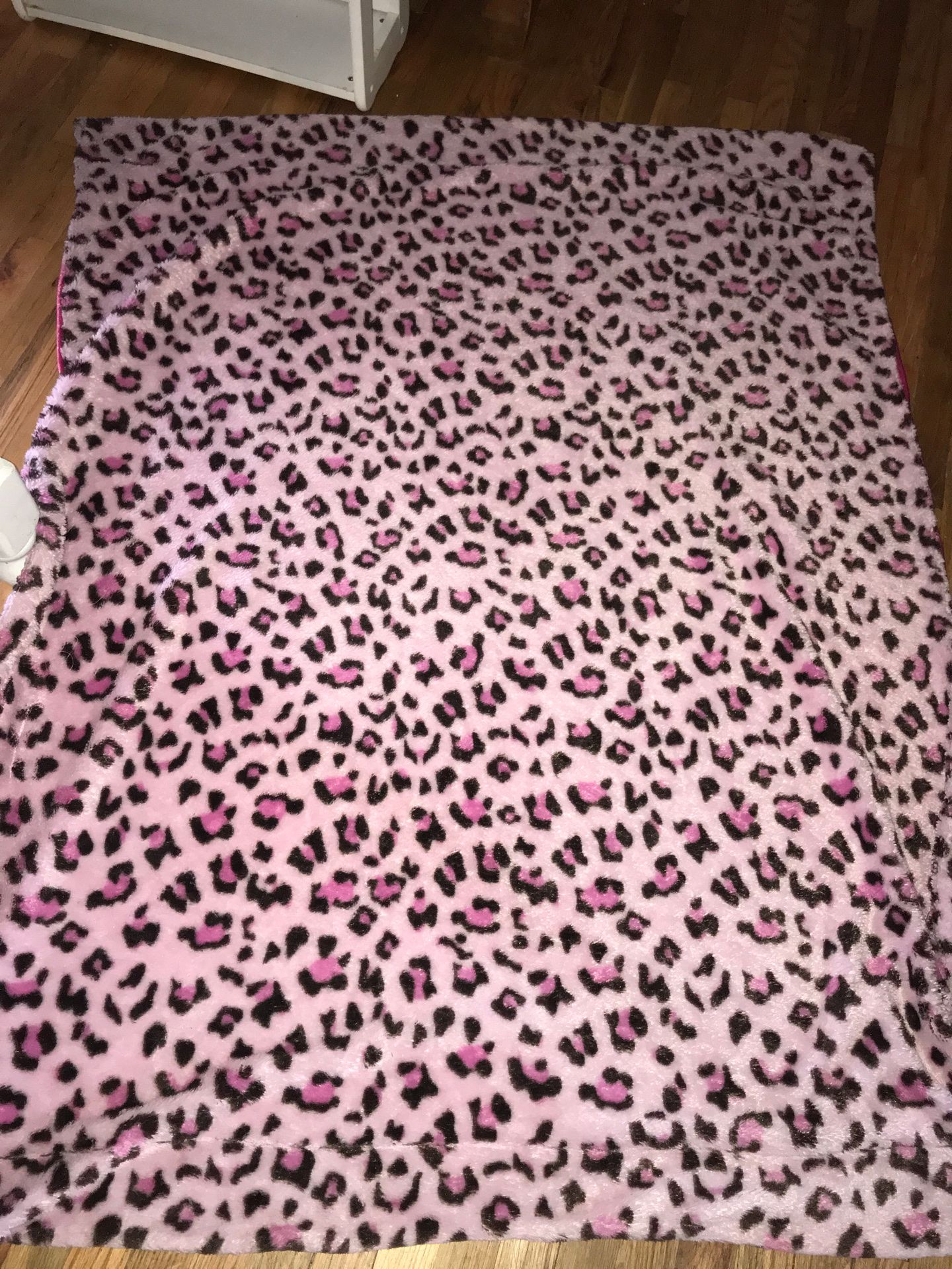 Pink Cheetah Fur Throw Blanket