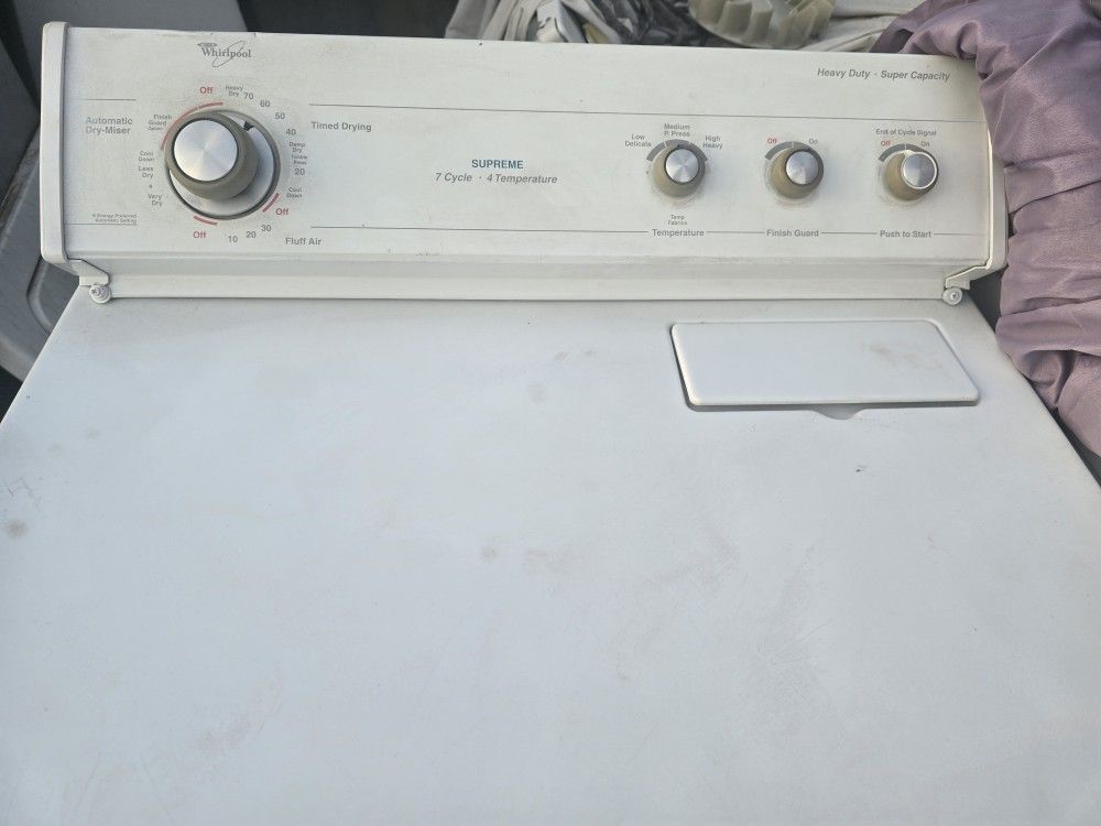 Whirlpool Gas Dryer Super Capacity And Heavy Duty Works Excellent