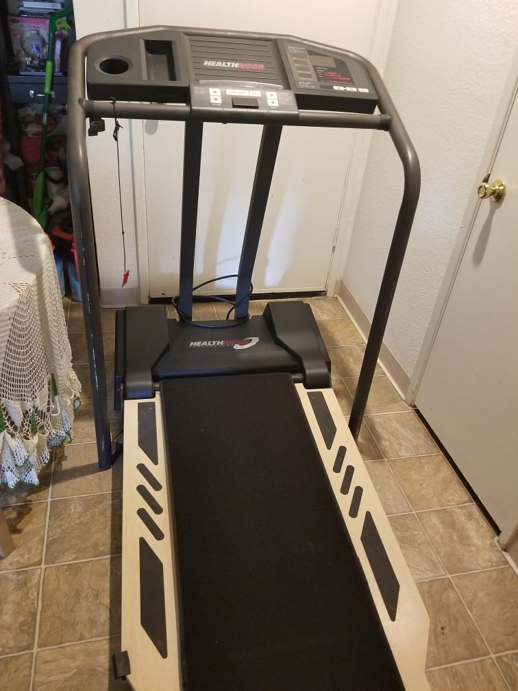 Healthrider 2025 treadmill s150