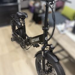 GoTrax E-Bike (Flat Rear Tire)
