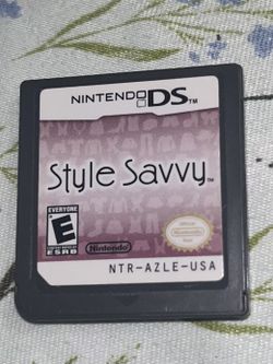 Nintendo DS style Savy Game