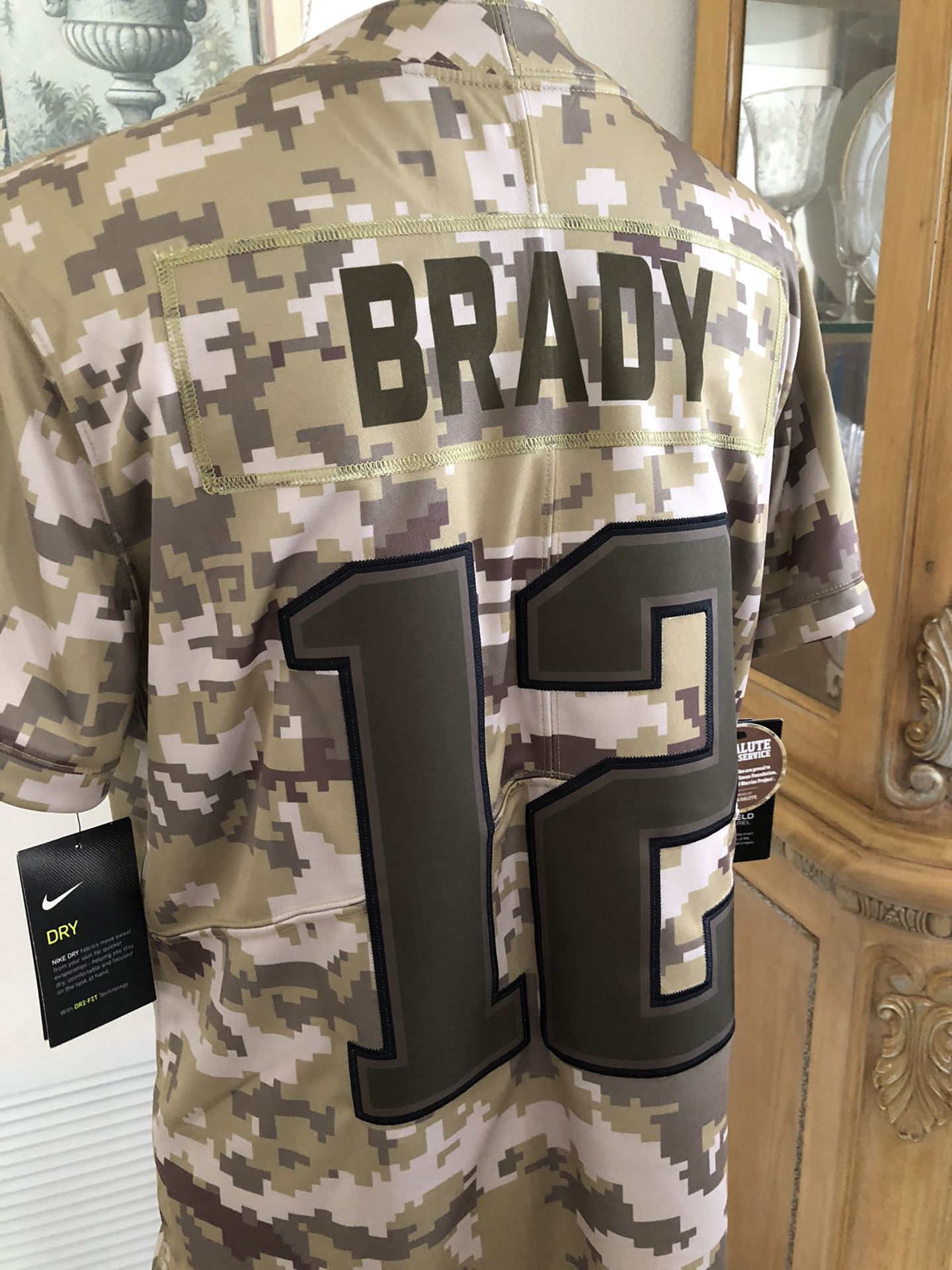 Authentic Nike New England Patriots Tom Brady # 12 Salute to the Military Camouflage Team Jersey Brand New $170