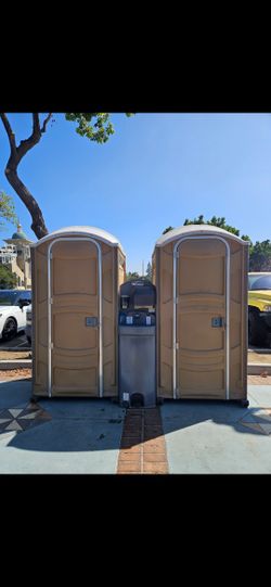 Porta Restroom, Porta Potty