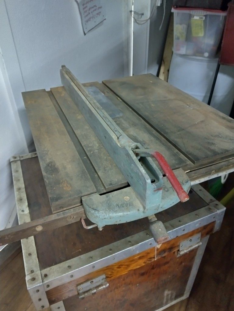 Table Saw 