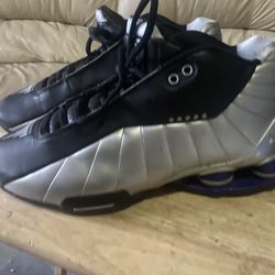 Nike Shox SneakeBB4 Metallic Silver Vince Carter 