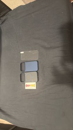 iPhone 17 cases and screen protector