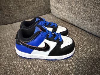 Nike Kids Dunks White Racer Blue TD Sneaker  size 8