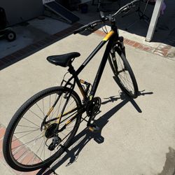 Specialized Crosstrail Bicycle 