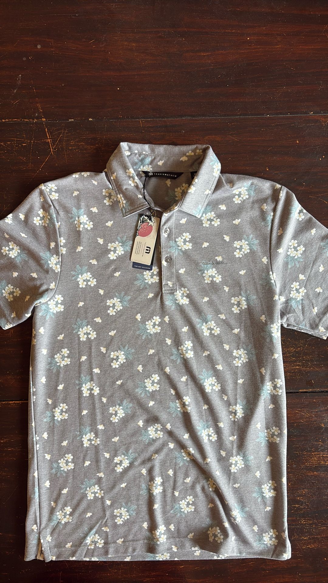 Travis Mathew Shirt M Unworn