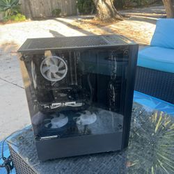 Lightly used PC gaming PC works great