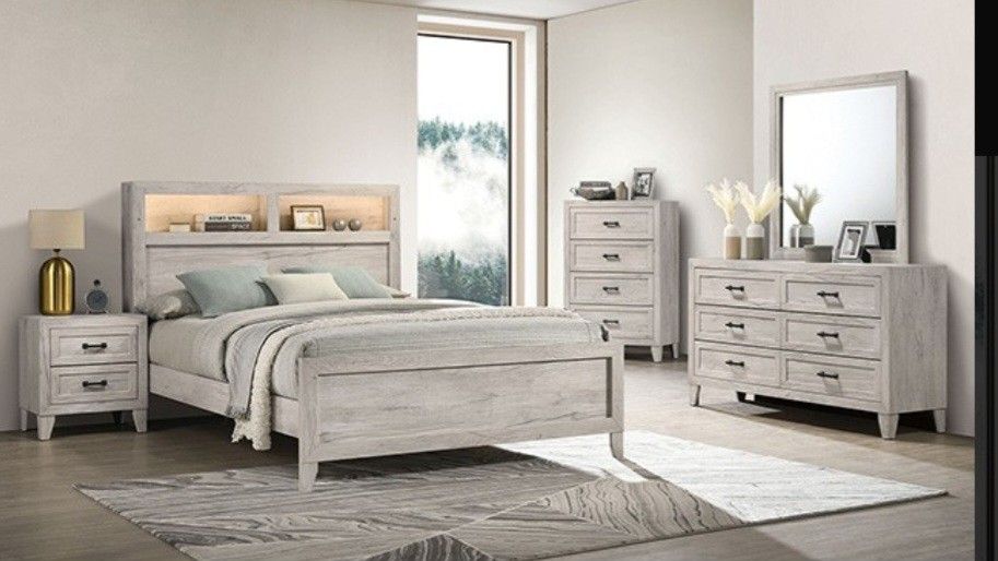 Brand New White Washed 4pc Queen Bedroom Set (Available In Eastern King)
