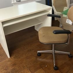 White Computer/writing Desk 