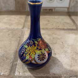 Vintage Fine Quality Lego Hand Painted Mini Vase Japan 4" Tall