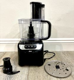10 Cup Food Processor w/ Accessories - Oster