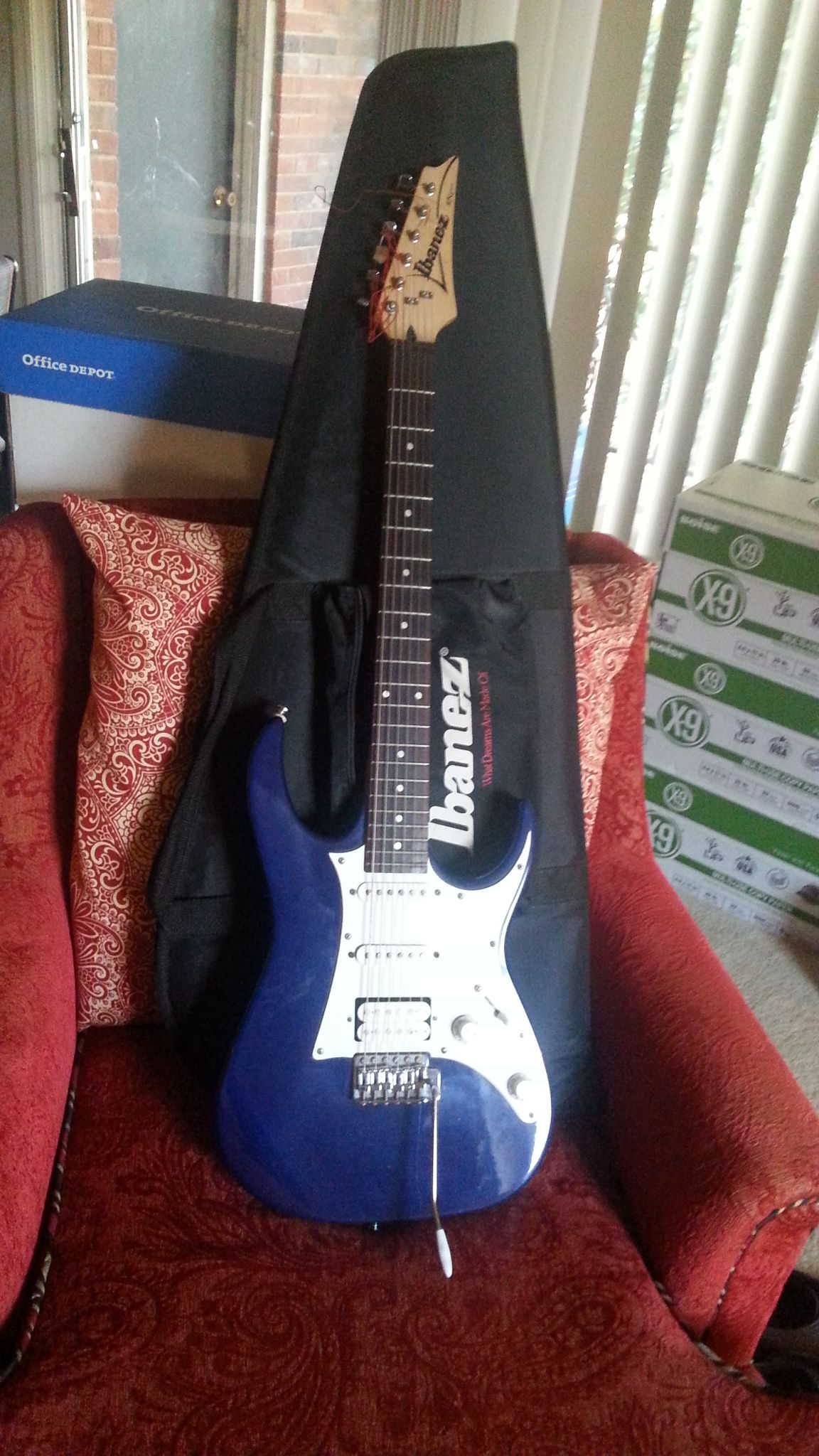Electric Guitar - Ibanez RX40 with Gig Bag