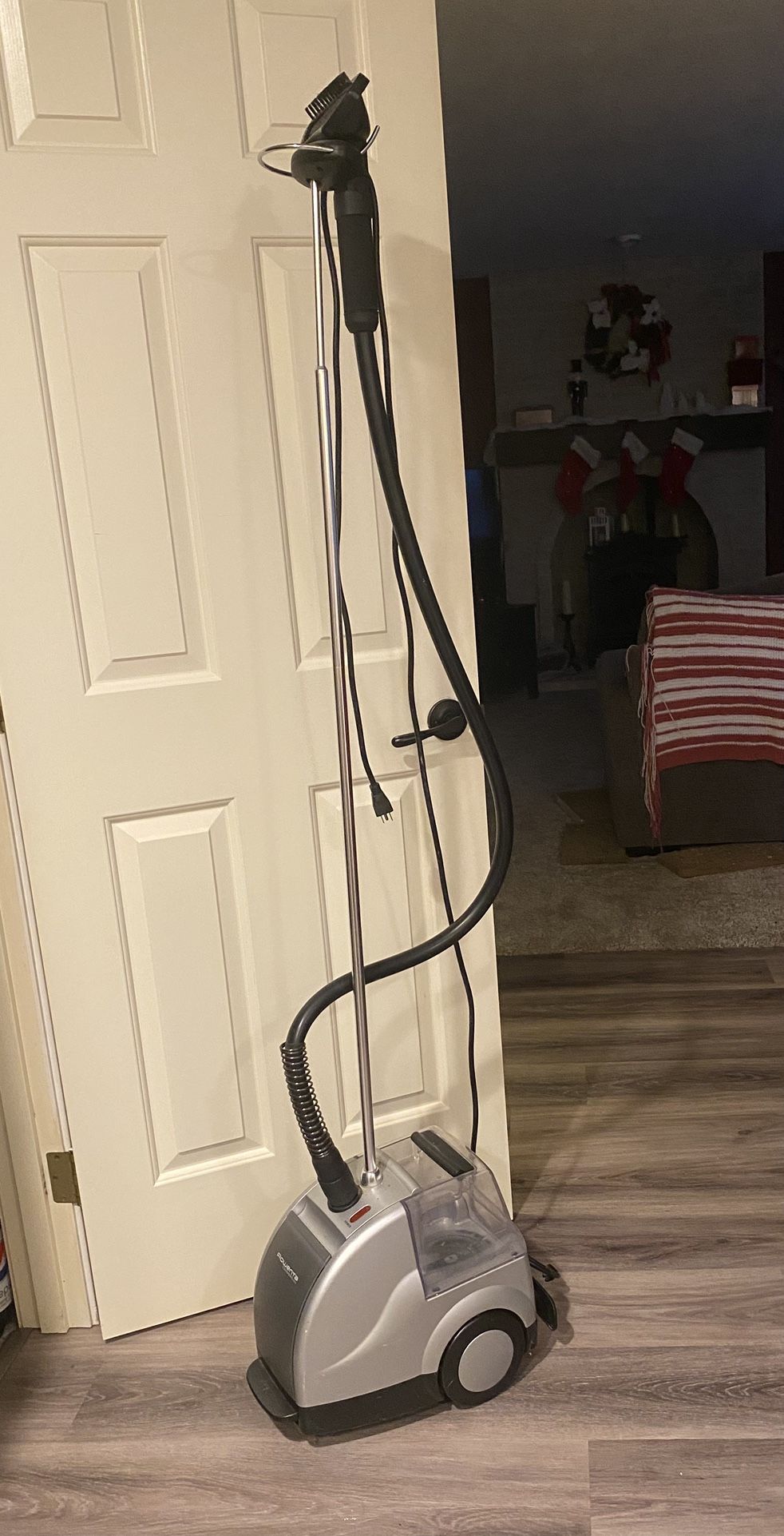 Pro Style Fabric Steamer With Attachments 