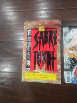 Sabretooth  collector pack comics
