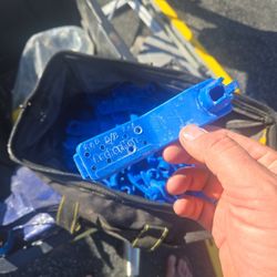 Anchorage Rebar Guides for Concrete Forms