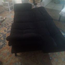 Black Futon