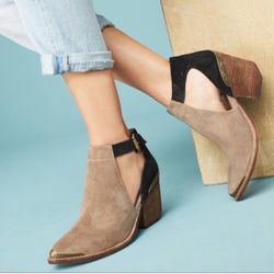 JEFFERY CAMPBELL-ANTHROPOLOGIE Western Metal Toe Suede Leather Wood Heel 7.5
