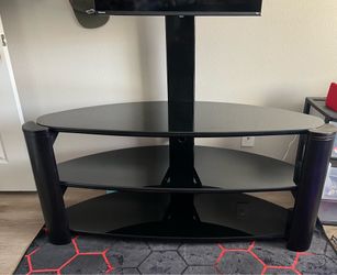 TV Stand w Shelves