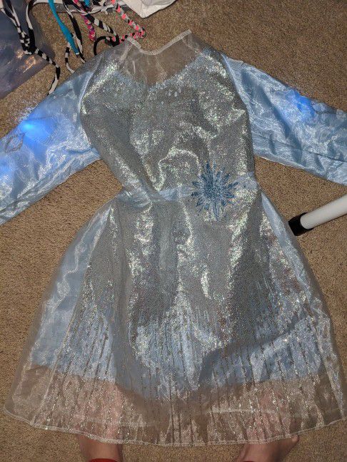 Licensed GENUINE Disney light up Elsa Dress 