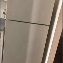 Top Freezer Refrigerator