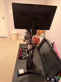 2020 Peloton Bike 2nd Gen Like New with Accessories and Seat Cushion - Revere, MA