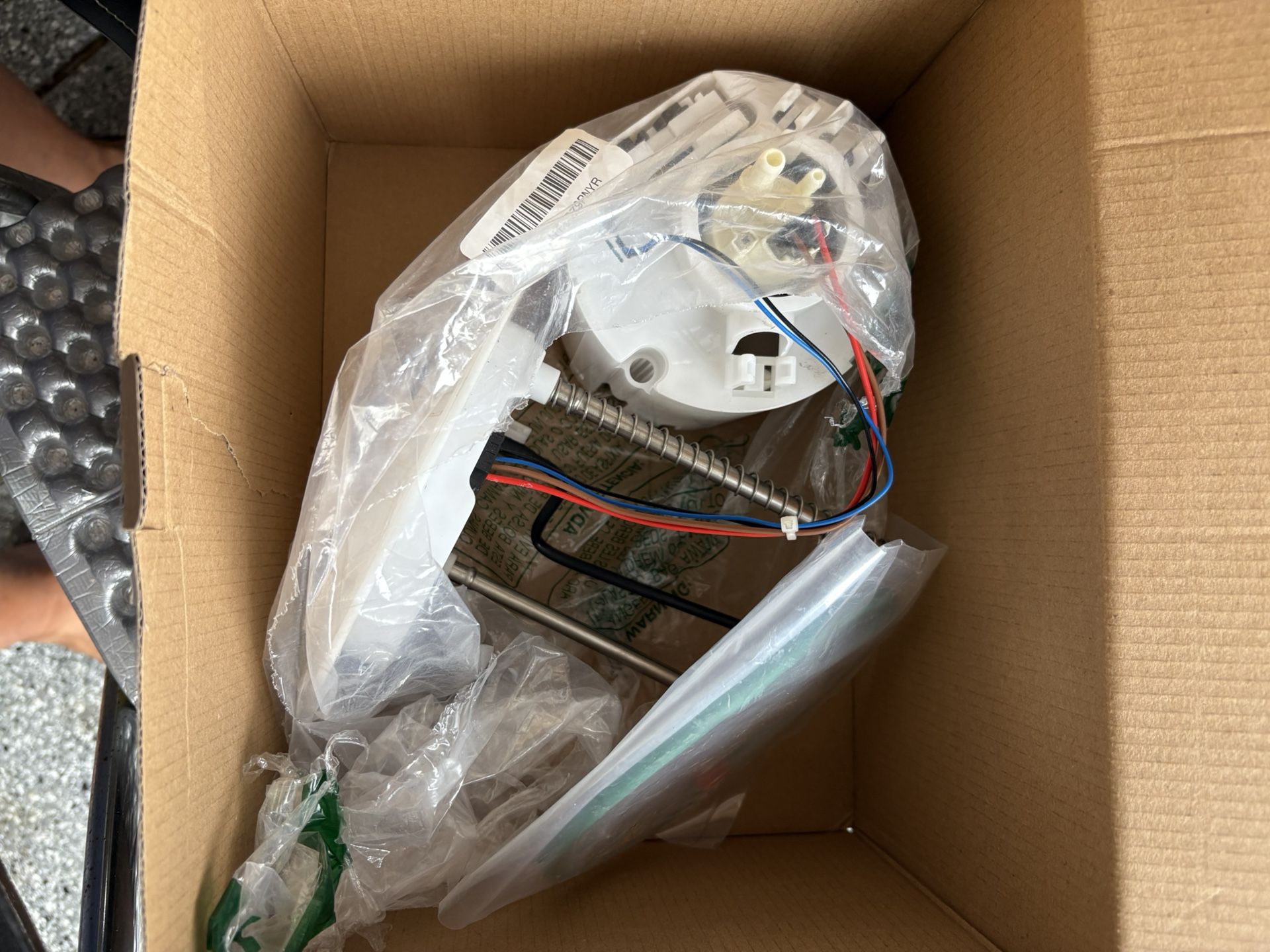 New Fuel Gas Pump Mercedes Models See Label