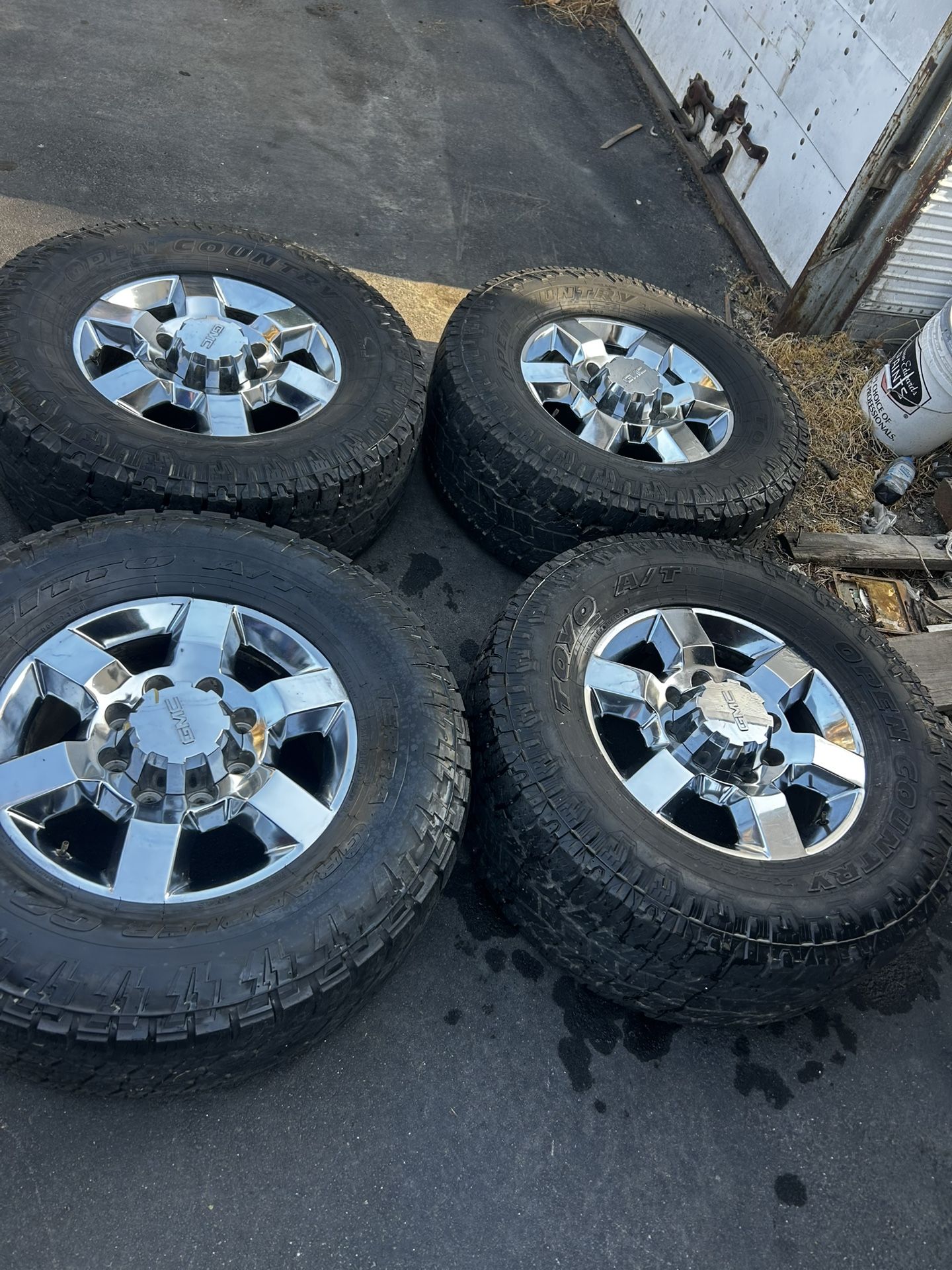Chevy Silverado 8 lugs 8x180