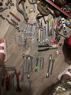 Title: Large Tool Lot + Tool Chest – Sockets, Wrenches, Ratchets & More