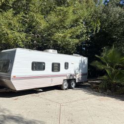 Nomad Camper Pull Behind Inside Needs Tlc W Pink Slip 