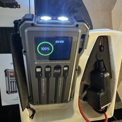 New Jump Starter, Jump Pack , Power Bank, Flashlight 