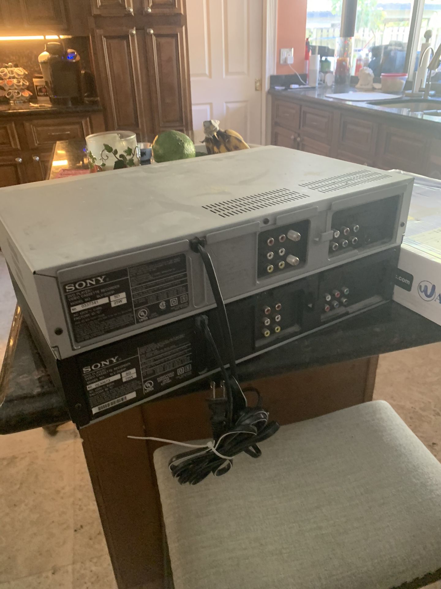 Sony vcr ans DVD player