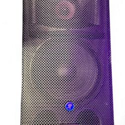 2 Used Mackie SR153OZ Speakers W Power Cords