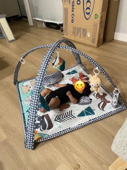 Baby newborn to 12 months play gym 7-in-1 play mat