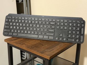 Logitech MX Keys