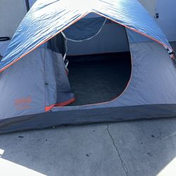 COLEMAN DOME TENT 4 PERSONS 