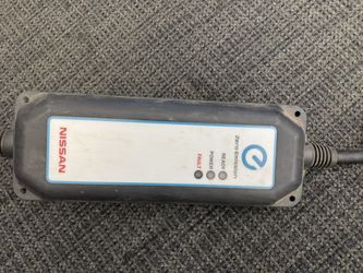 Nissan Ev Charger Cord model 296 900